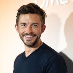 Jonathan Bailey muss sich bei Sexszenen Lachen verkneifen