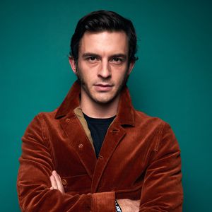 "Bridgerton"-Hype ist "traumatisch" für Jonathan Bailey!