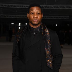 Total aufgelöst: Jonathan Majors weint beim Schlussplädoyer!