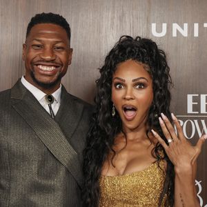 Jonathan Majors machte Meagan den Verlobungsantrag in Paris