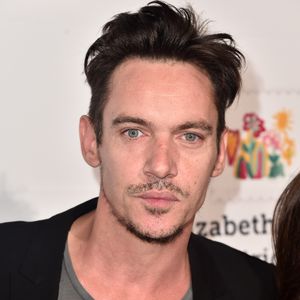 Freundin hochschwanger! Jonathan Rhys Meyers wird Papa