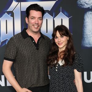 So nobel leben Zooey Deschanel und Jonathan in New York City