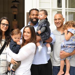 Wieder Mama! Isabella Brewster zeigt ihren neugeborenen Sohn