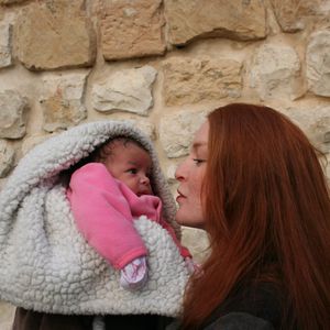 Kindesentführung? Behörden nehmen Baby von GoT-Star weg