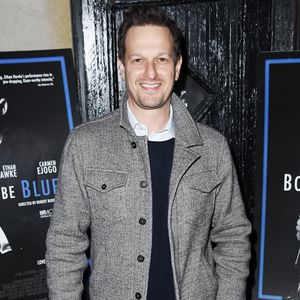 Bei den Emmys: Josh Charles' Frau zeigt Babybauch