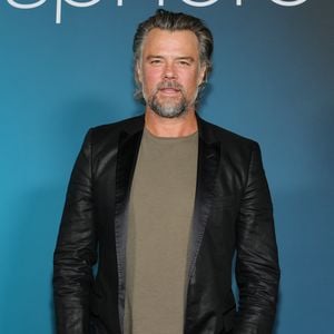 "Alles großartig": Josh Duhamel schwärmt von seinem Leben