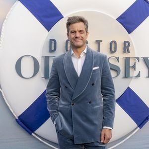 Frisch verliebt? Joshua Jackson mit deutschem Model gesehen
