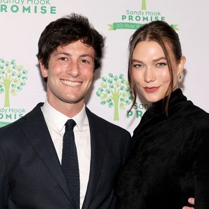 Joshua Kushner und Karlie Kloss schlendern durch New York
