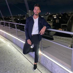 UK-"Love Island"-Joshua rennt nach Kuss zur nächsten Lady!