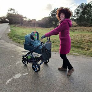 "Nur" vier Kilo: "Unter uns"-Joy bedankt sich bei Baby Javis