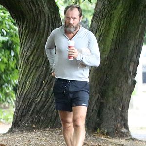 Vorbereitung auf Captain Hook? Jude Law lässt Haare wachsen