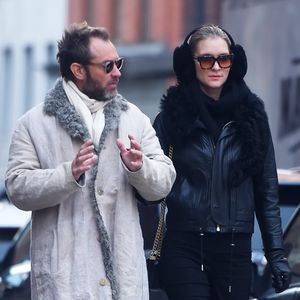 So stylisch sind Jude Law & Phillipa im kalten NYC unterwegs
