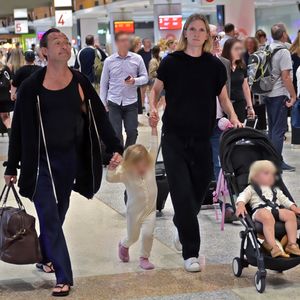 Seltener Anblick: Jude Law mit Frau und Kindern unterwegs!