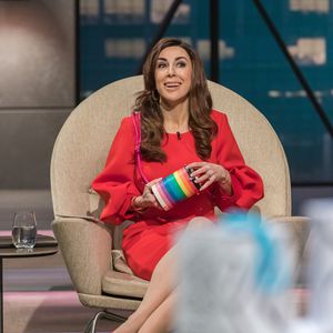 Gewusst? Judith Williams ist die Spaßmacherin am Löwen-Set