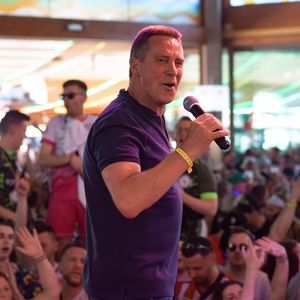 Ballermannstar Jürgen Milski begeistert Fans im Gefängnis!