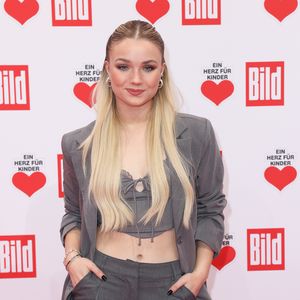 Wie läuft es für Julia Beautx und Co. bei "7 vs. Wild"?