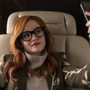 Die Serie über Betrügerin Anna Sorokin ist jetzt auf Netflix