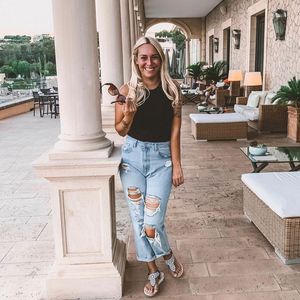 Schon gestreut: Influencerin Julia Holz kämpft gegen Krebs