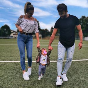 Julia und Domenico sind stolz: Baby Lia beginnt zu laufen!