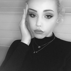 Wegen GNTM-Teilnahme: Julia P.s Eltern hatten Bedenken