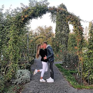 Sie knutschen weiter! Nico Schwanz und Julia total verknallt