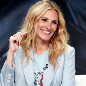 Nanu! Julia Roberts überrascht mit blonden Haaren am Filmset