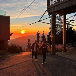 Zuckersüß! Neue Paar-Pics von Julian Claßen und seiner Tanja
