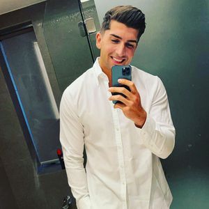 Freundschaft mit Bachelorette-Konkurrenz ist für Julian okay