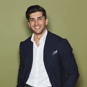 Hate wegen Bachelorette-Kuss: Julian rechtfertigt Verhalten