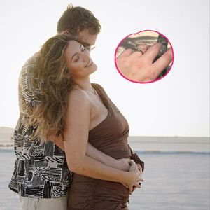 Nach Julians Antrag: Hier zeigt Anna Maria Damm ihren Ring!