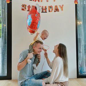 "Lieben dich": Bibi & Julian gratulieren Lio zum Geburtstag