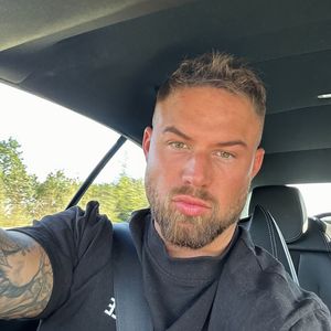 So viel haben Fame-Fighting-Stars für ihren Kampf abgespeckt