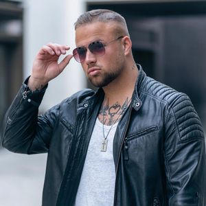 Juliano Fernandez, Influencer