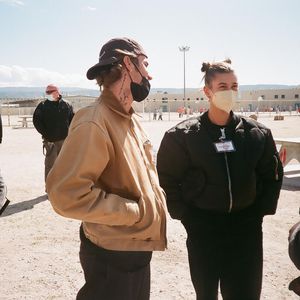 Justin Bieber besucht Gefängnis, um über Gott zu sprechen