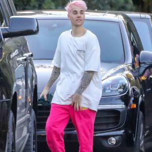 Neuer Look: Justin Bieber hat seine Haare pink gefärbt!