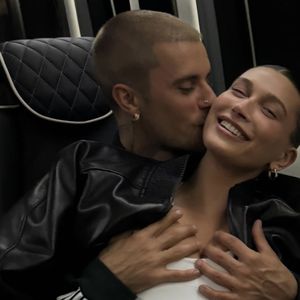 Sexy Schnappschuss: Justin Bieber liebkost Haileys Brust