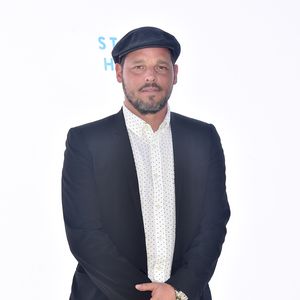 T.R. Knight will adoptieren