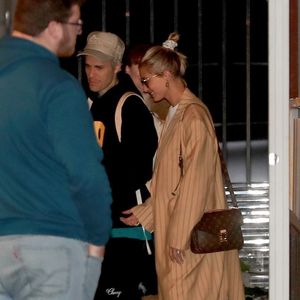 Nach Infektions-News: Justin & Hailey Bieber besuchen Kirche