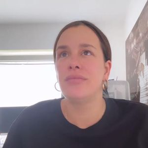 "Wie ein Fluch": Justine Dippl hat nach Geburt Schlafmangel