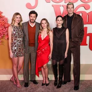 "Nobody Wants This" dominiert: Netflix bestätigt Staffel 3