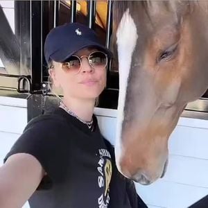Gefühlsupdate am Geburtstag: Kaley Cuoco ist "nicht okay"