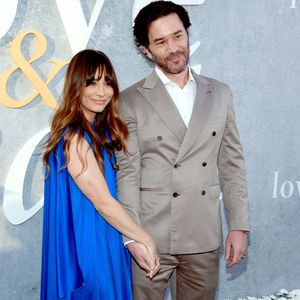 Wann kommt die Verlobung bei Kaley Cuoco und Tom Pelphrey?