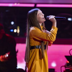 Standing Ovations: Sie flasht alle "The Voice Kids"-Coaches