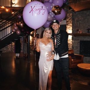 Vor Geburt: Kane Brown & schwangere Frau verraten Baby-Namen