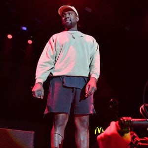 Kanye West strahlt: Mit 'nem Zauberkünstler feiert er B-Day!