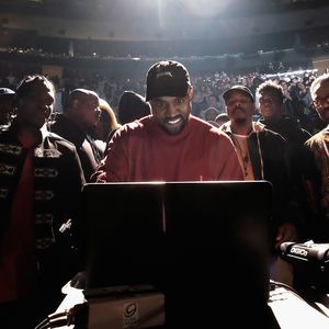 Wie bitte? Kanye plant 2016 drei Alben & sechs Kollektionen!