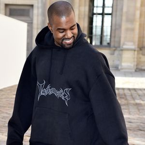 Kanye West kauft umstrittenes soziales Netzwerk Parler nicht
