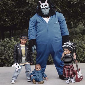 Nach Wurm-Look: Kim K. teilt zuckersüßes Halloween-Bild