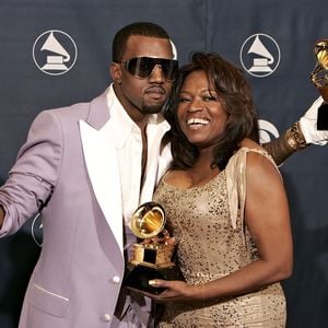 Kanye West: Emotionale Hommage an seine Mutter Donda