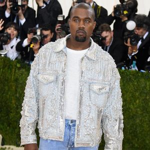Kanye West entzieht sich nach Anklage angeblich der Justiz